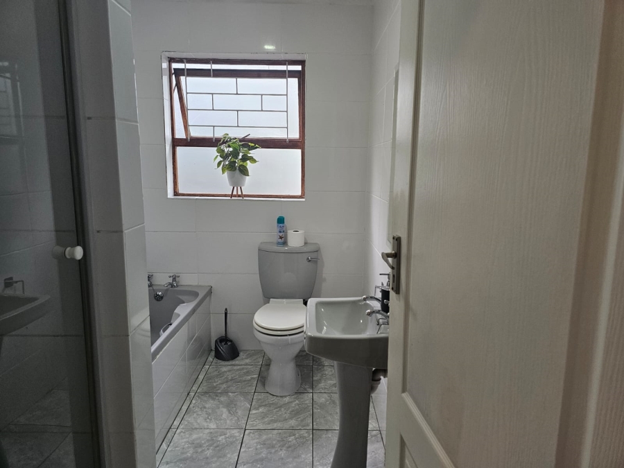 3 Bedroom Property for Sale in Windsor Park Western Cape